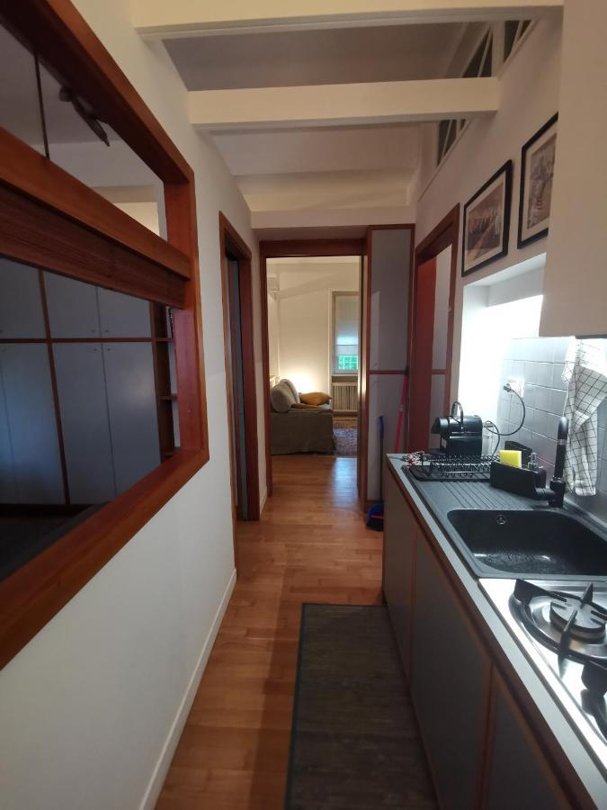 Domus B Corso Francia Apartment Roma Esterno foto